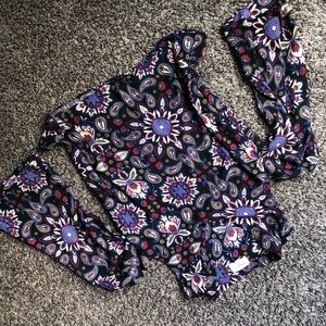 Black paisley off shoulder long sleeve blouse